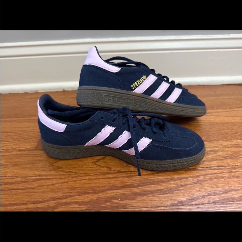 Adidas Originals Handball Spezial Grade School, Indigo/Pink, sz 5
